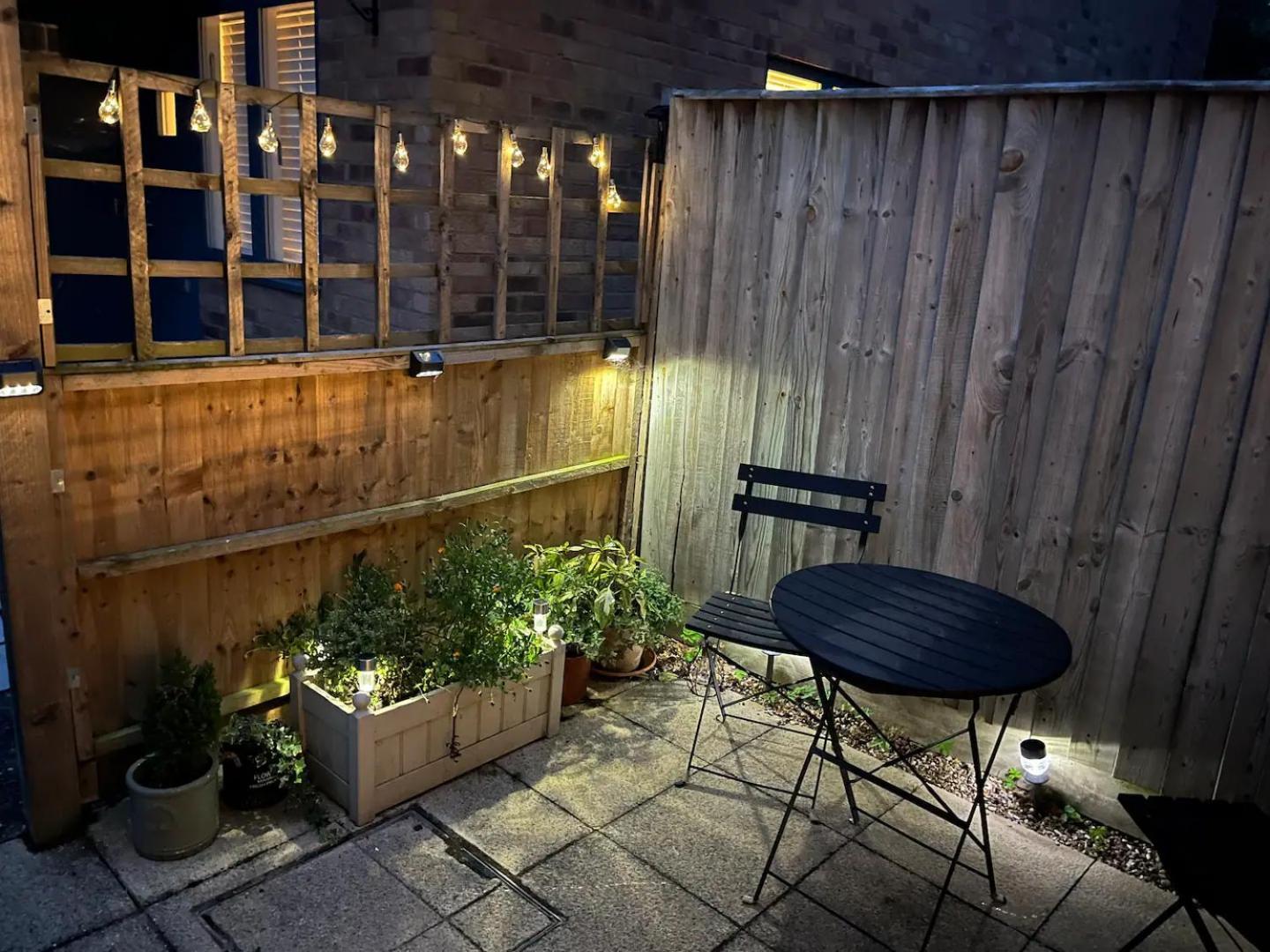 Apartment Fully Refurbished 1 Bedroom *