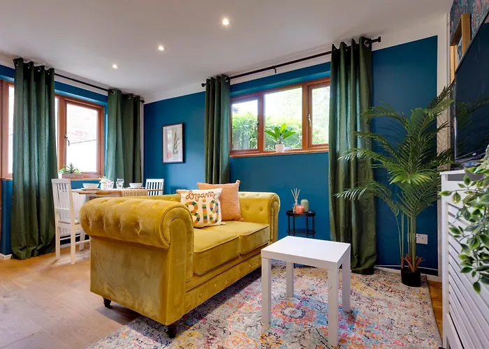 Brand new 1 bedroom modern Cambridge home