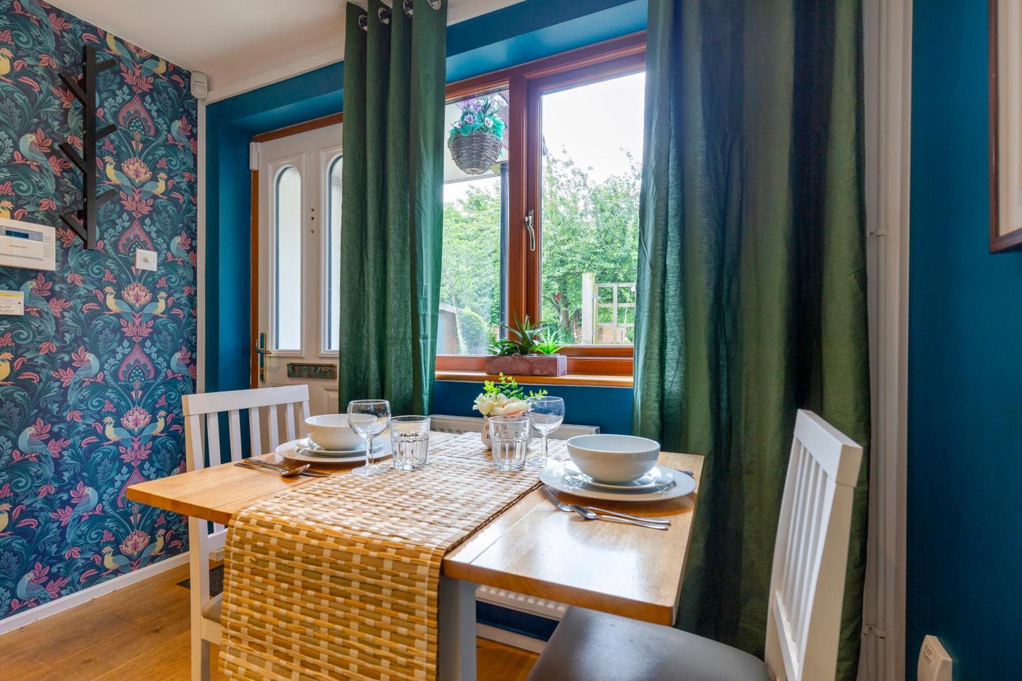 Fully Refurbished 1 Bedroom Appartement